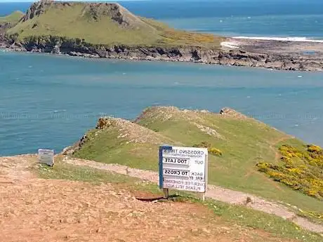 Rhossli Beach