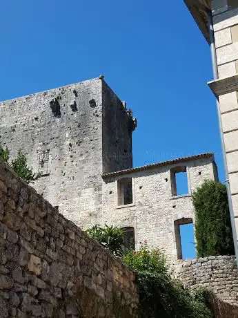 Photo de Entrée fortifiée de Montclus