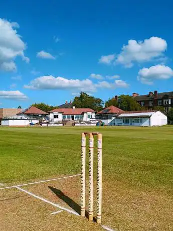 Photo de Titwood Cricket Ground