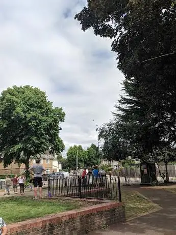 Photo de Swaby Gardens