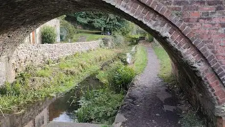Ile's Bridge and Lock