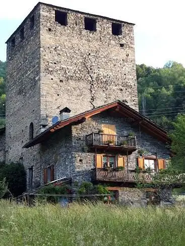 Castello di Écours