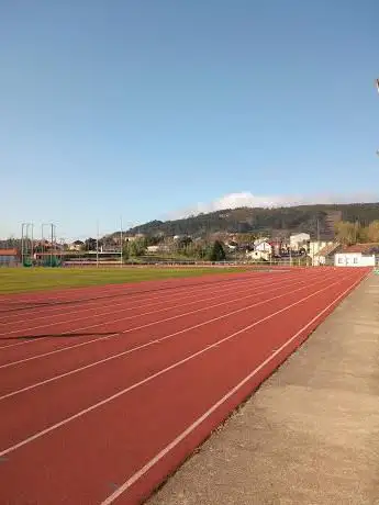 Photo de Pista de Atletismo A Malata