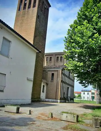 Photo de Church of Saint Michael