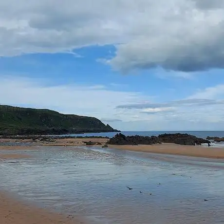 Photo de Tremone Bay Beach