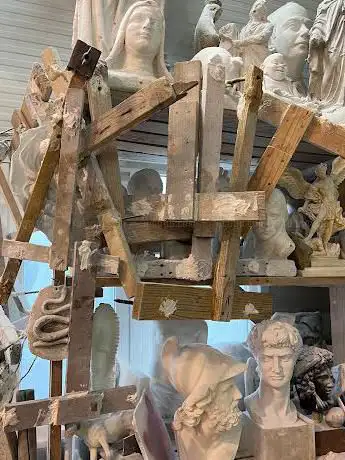 Monfroni Studio d'Arte e Scultura Marmo a Carrara