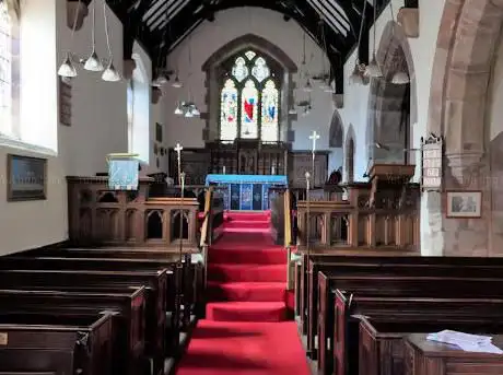 Photo de Parish Church of Saint Peter Maer