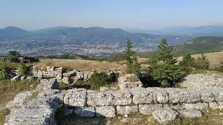 Photo de sbarra caminetti