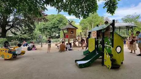 Photo de Aire de jeux pour enfants