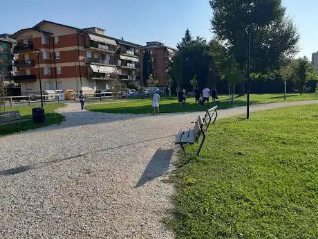 Photo de Parco pubblico
