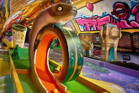 Photo de Plonk Crazy Golf - Borough Market