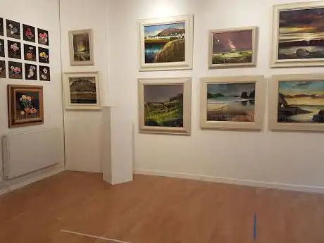 Photo de Ottersburn Gallery And Picture Framing