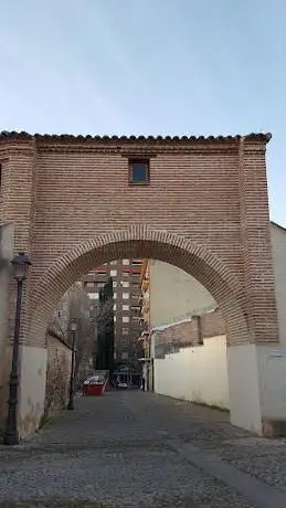 Photo de Reproducción del Arco original del Siglo XVI