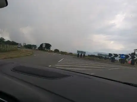 Photo de Dafarn Dywyrch Roundabout