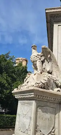Photo de Monumento a Vittorio Emanuele