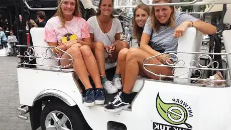 Photo de Antwerp-tuktuk