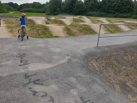 Photo de Broxtowe Park BMX track