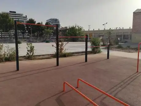 Photo de Parque de barras - calistenia