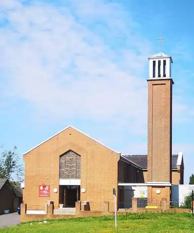 Photo de Good Shepherd Catholic Church New Addington
