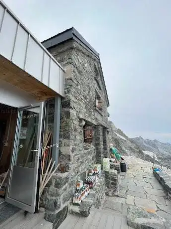 Cabane de la Dent Blanche CAS