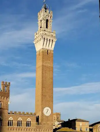 Photo de Palazzo Pubblico