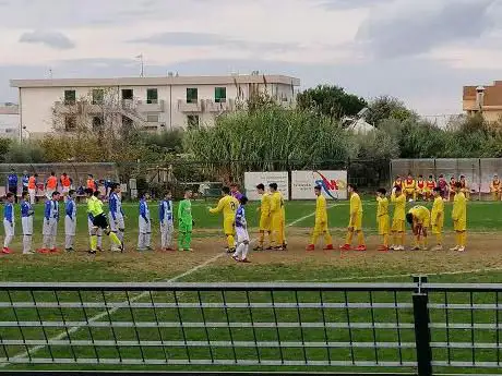 Photo de Campo Da Calcio Scerne Di Pineto