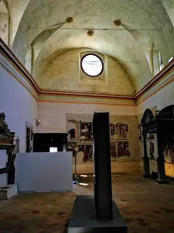Photo de Church of Saint Mary 'Nuova'