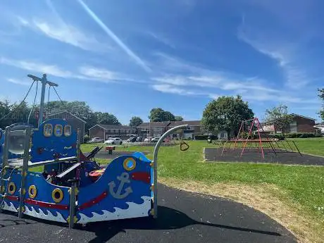 Photo de Play Park (Hacketts Way)