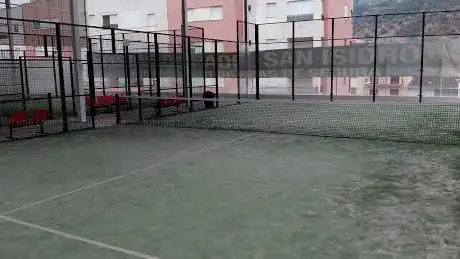 Photo de Pistas de pádel San Isidro