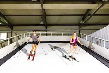 Loco Ski Academy SA