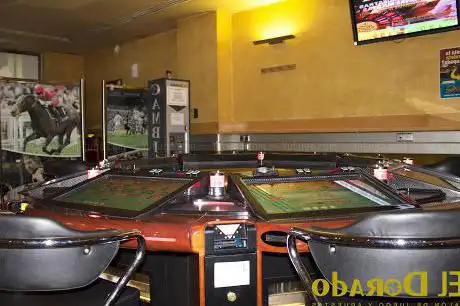 Photo de El Dorado salón de juego y apuestas