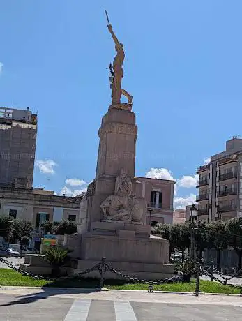 Photo de Monumento Ai Caduti