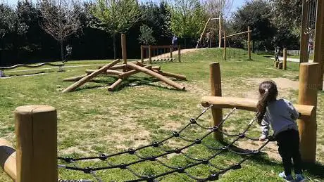 Photo de Playground