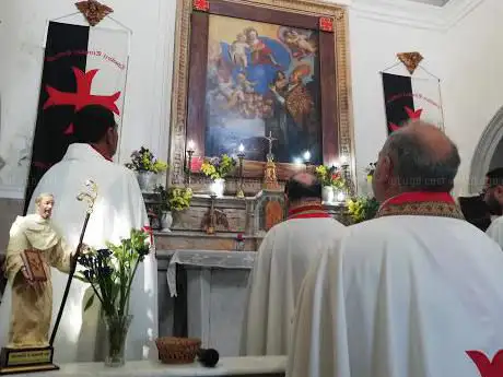 Photo de Cappella Templare Santa Maria Coeli San Gennaro