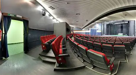 Photo de Centre cultural Bernat Baldovi