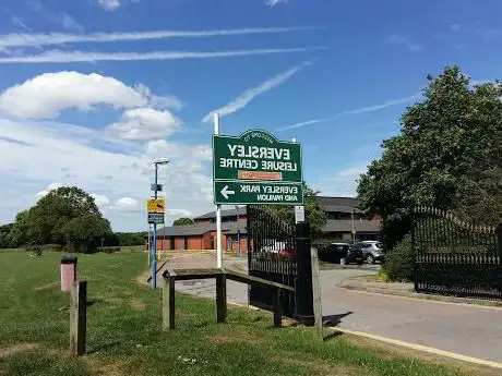 Photo de Eversley Park and Pavilion