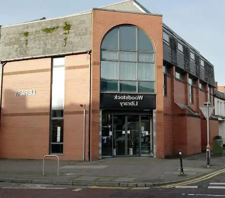 Photo de Woodstock Library