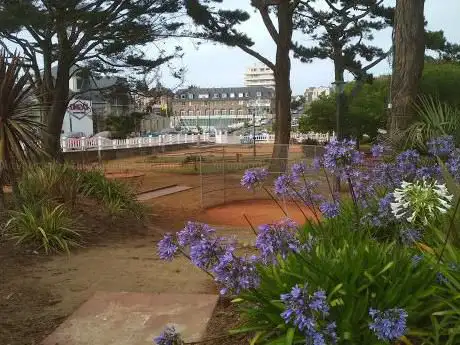 Mini Golf