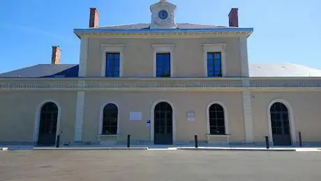 Gare de Pithiviers Mémorial de la Shoah