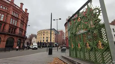 Photo de Sailors' Home Gates