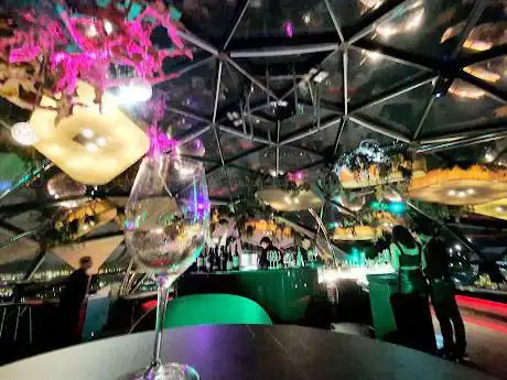 Photo de Skyfall Cocktail Club
