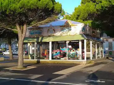 Manège Du Marché