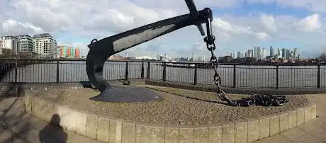 Photo de Anchor Iron Wharf