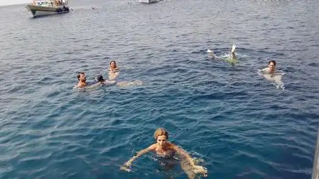 Photo de San Vito Sea & Sub Service