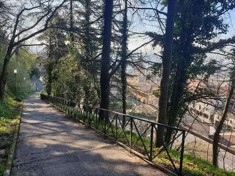 Photo de Costa dell'Arnella - sentiero ingresso da Borgo Maggiore