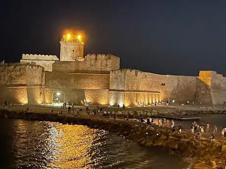 Photo de castello di Isola Capo rizzuto