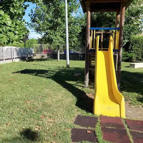 Photo de Parco giochi ex minigolf