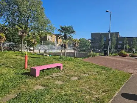 Photo de Central Venture Park
