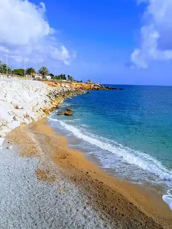 Photo de Cala de Les Roques