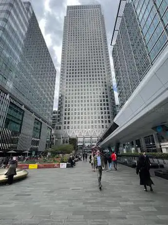 Photo de Adam's Plaza Canary Wharf